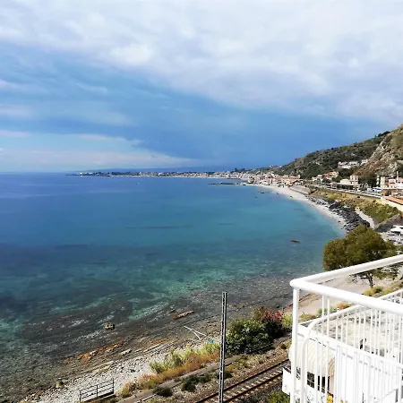 Baia Dei Delfini Appartamento *